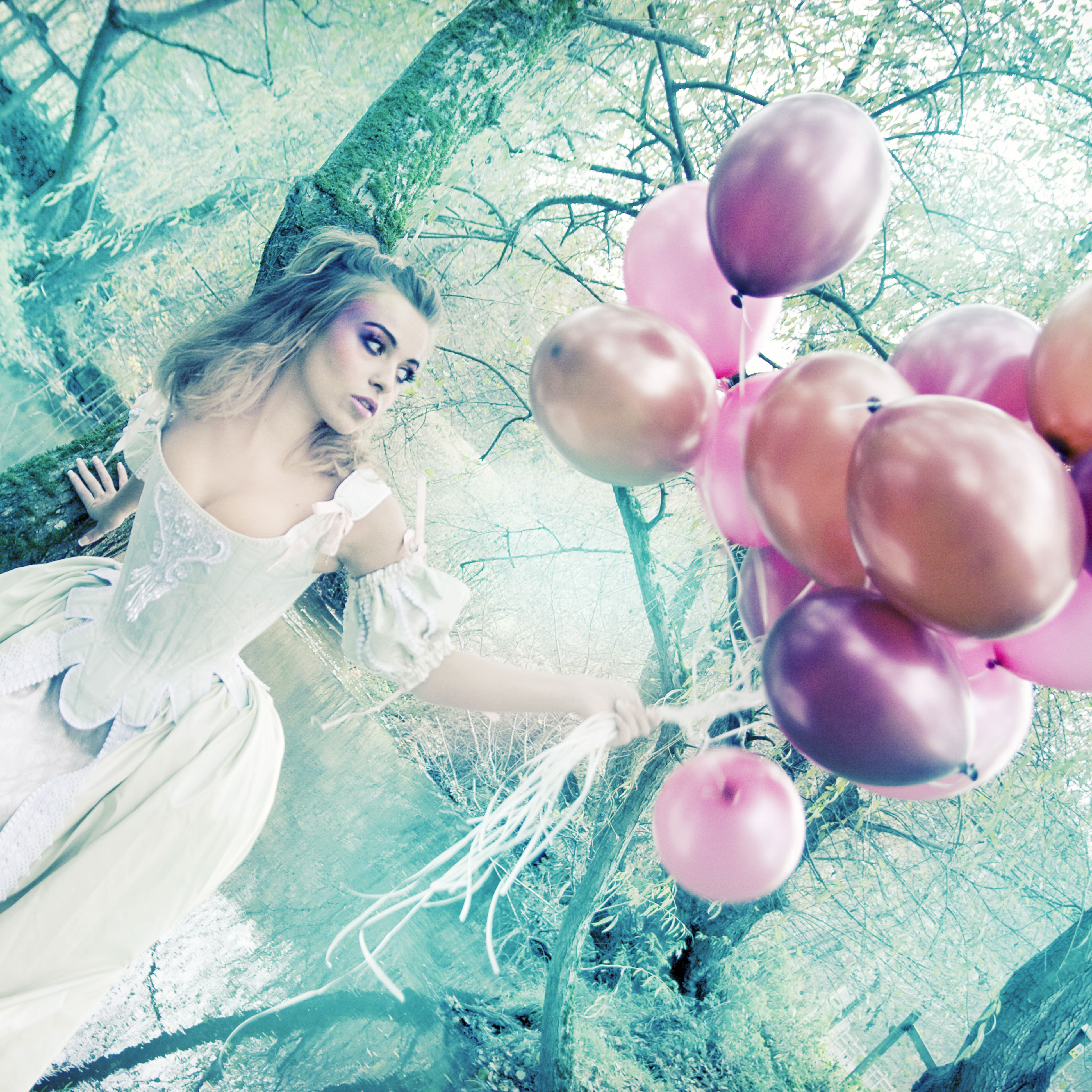 Canon EOS 400D - 24mm f/3.5 1/125s - ISO 400